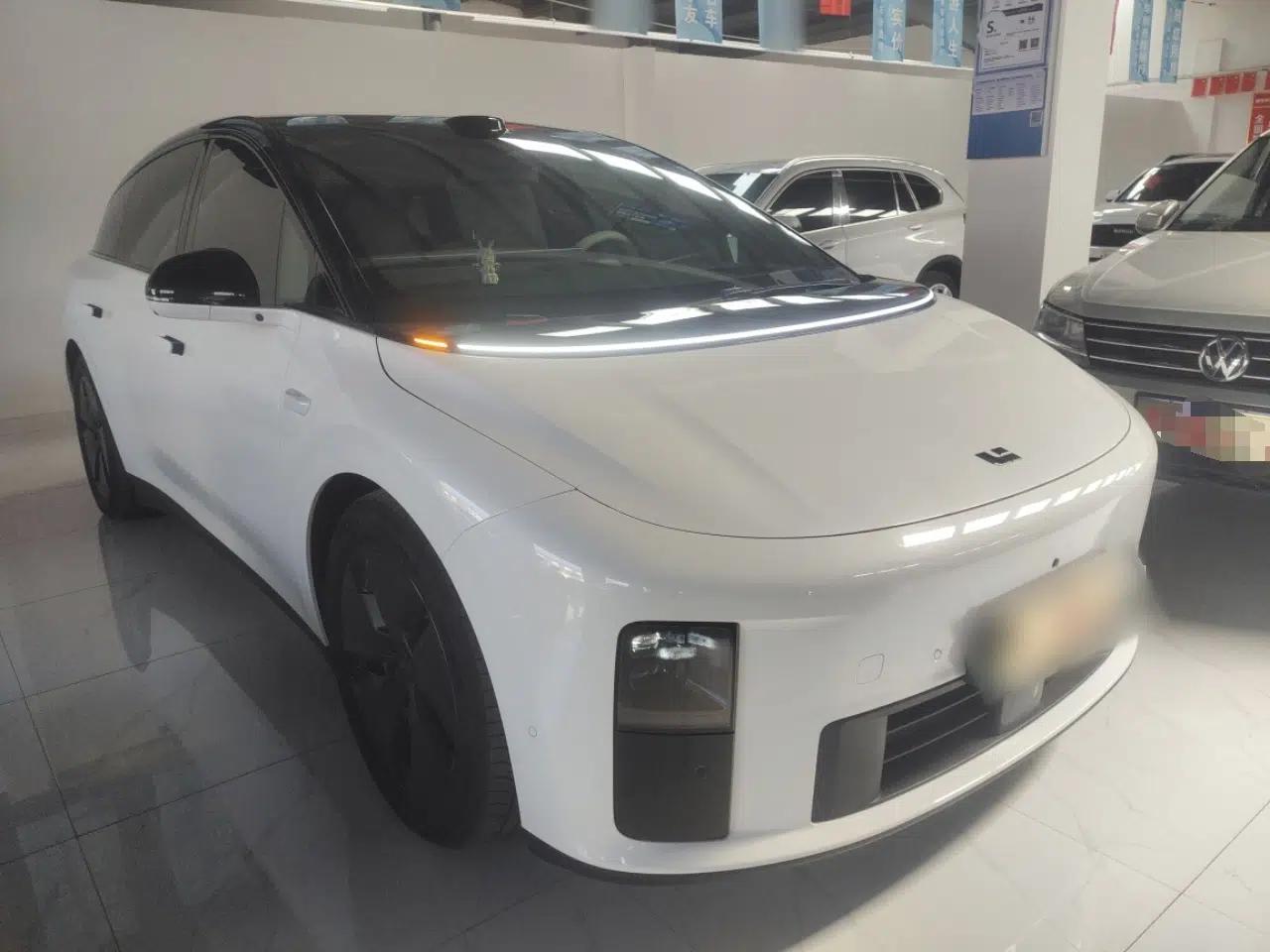 Used Li Auto i6 2025 Model Two-Wheel-Drive Standard Type — миниатюра 7