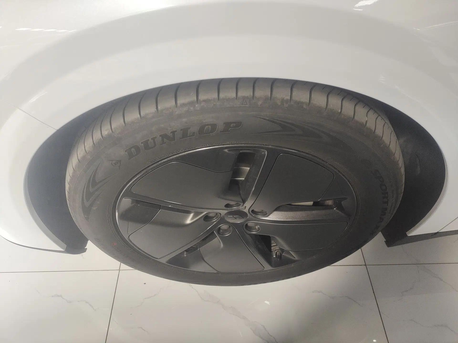 Used Li Auto i6 2025 Model Two-Wheel-Drive Standard Type — миниатюра 10