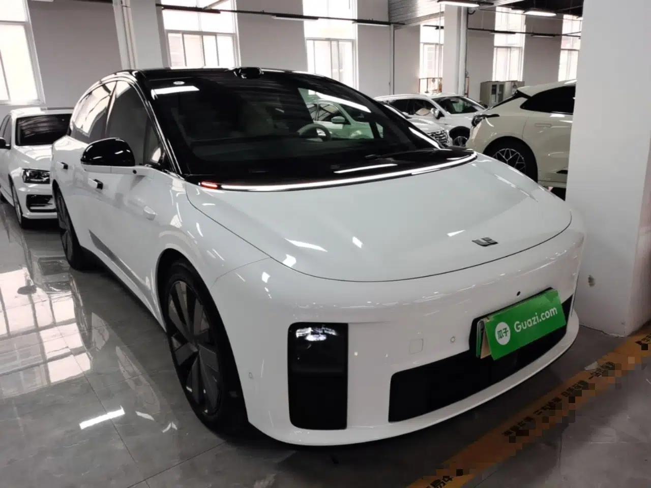 Used Li Auto i6 2025 Model Four-Wheel-Drive Standard Type — миниатюра 3