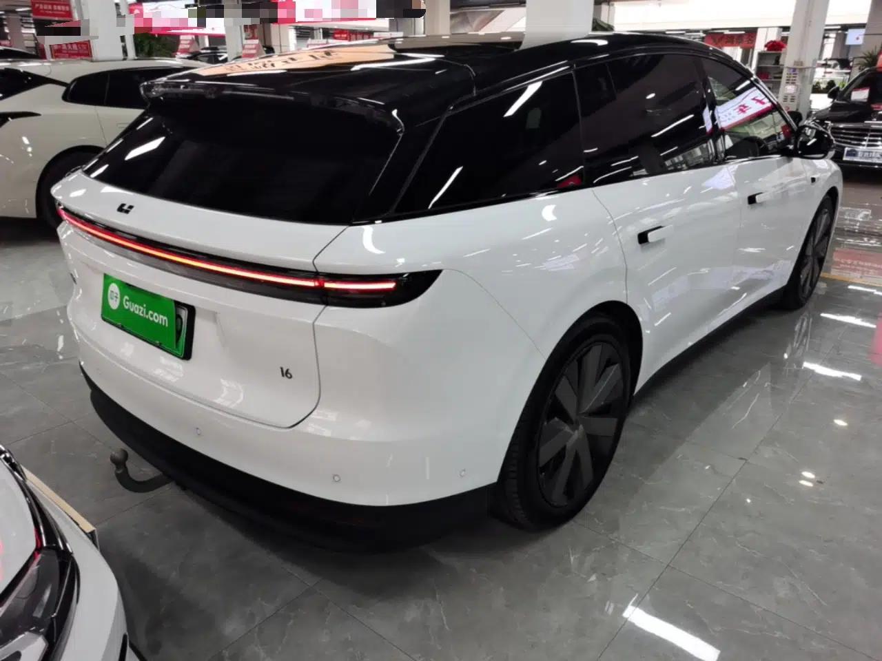 Used Li Auto i6 2025 Model Four-Wheel-Drive Standard Type — миниатюра 6