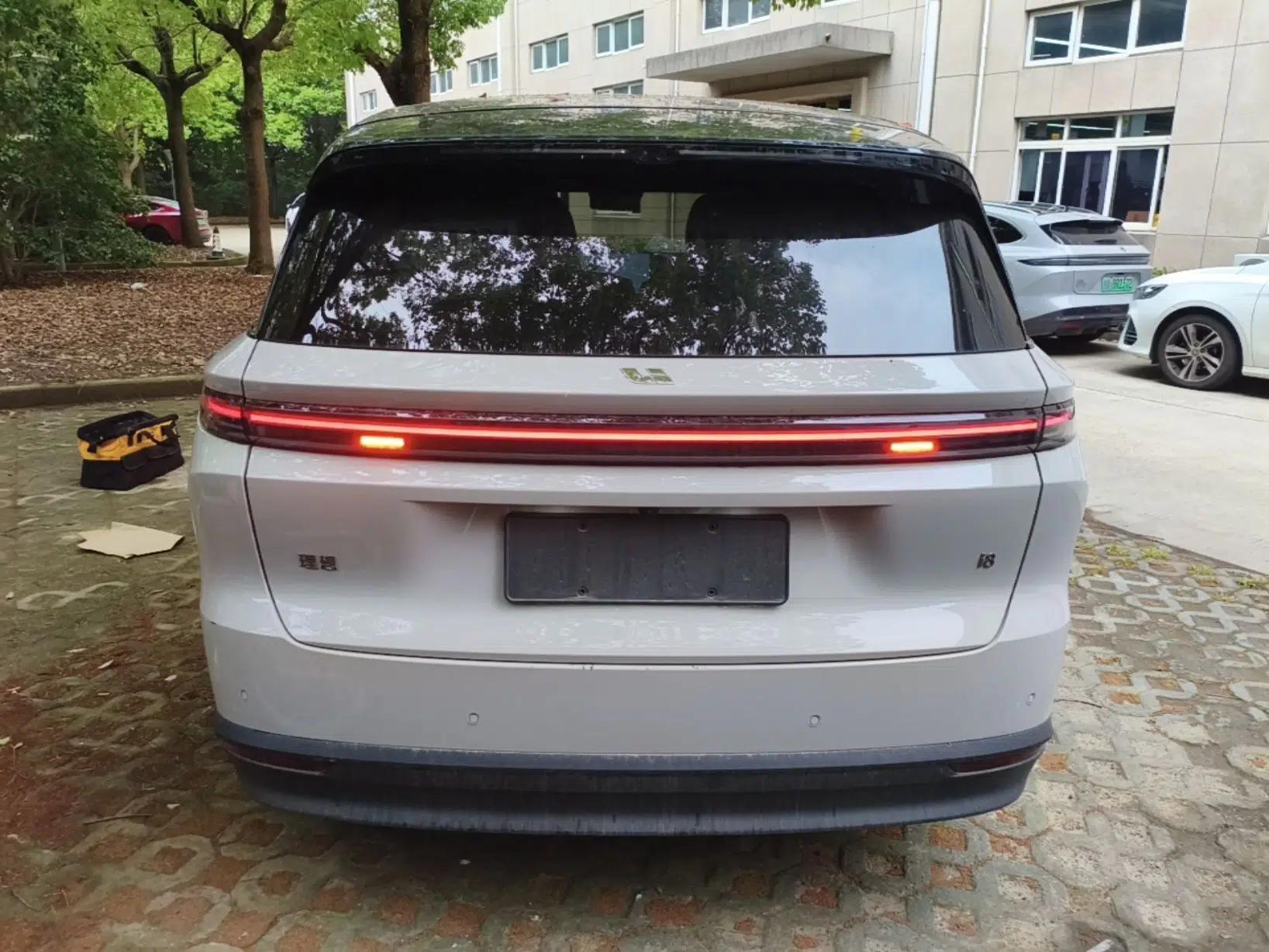 Used Li Auto i8 2025 Model Standard Version — миниатюра 5