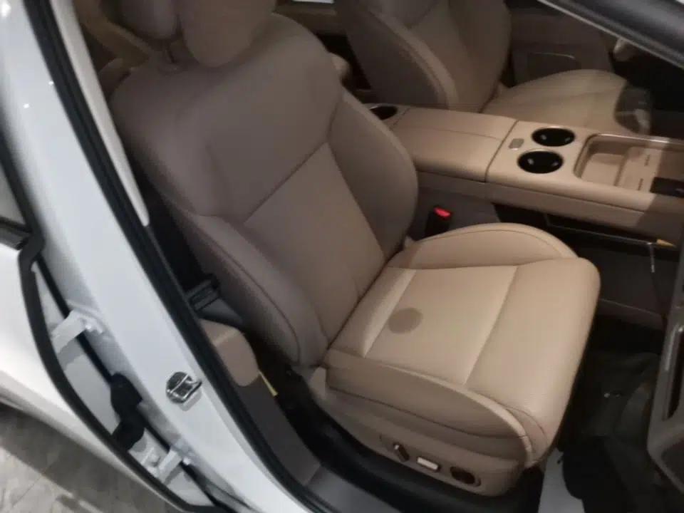 Used Li Auto i8 2025 Model Standard Version — миниатюра 19