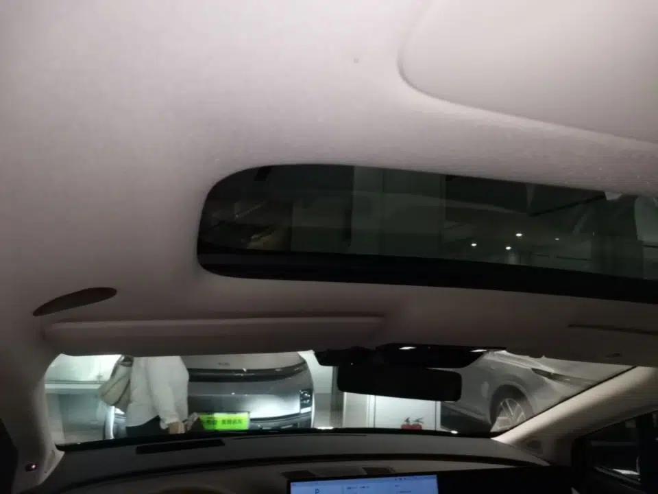 Used Li Auto i8 2025 Model Standard Version — миниатюра 21