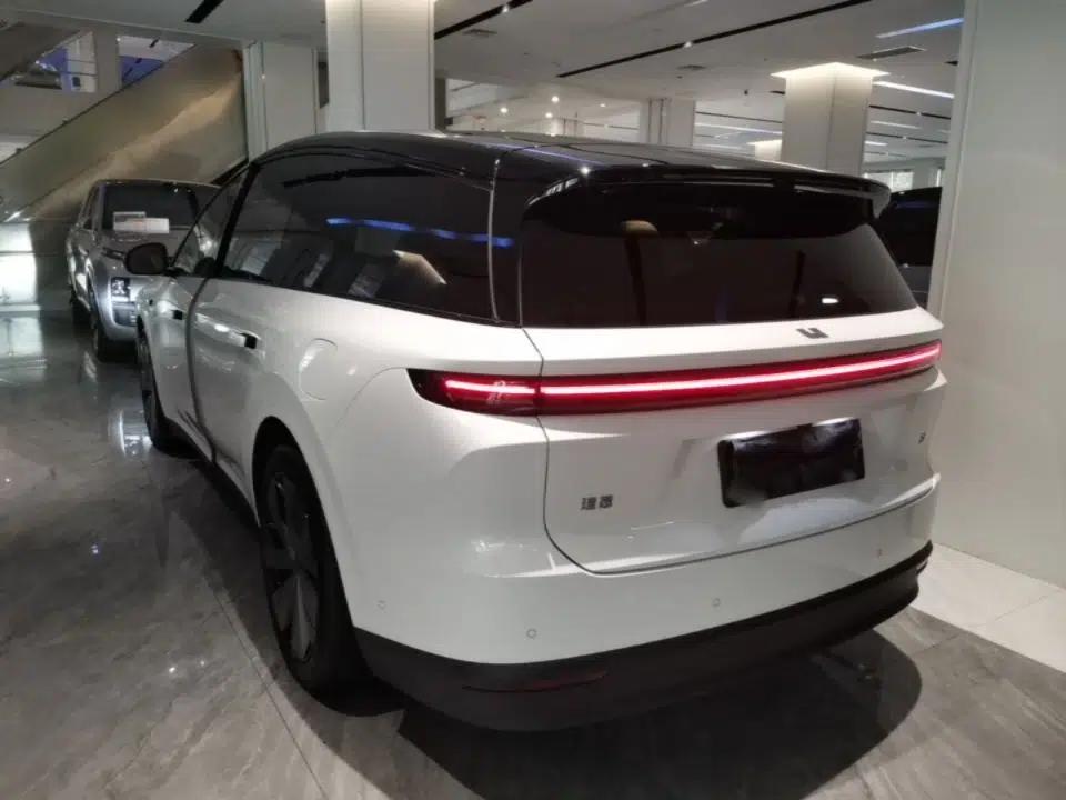 Used Li Auto i8 2025 Model Standard Version — миниатюра 4