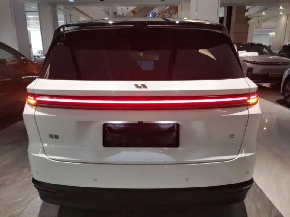 Used Li Auto i8 2025 Model Standard Version — миниатюра 5