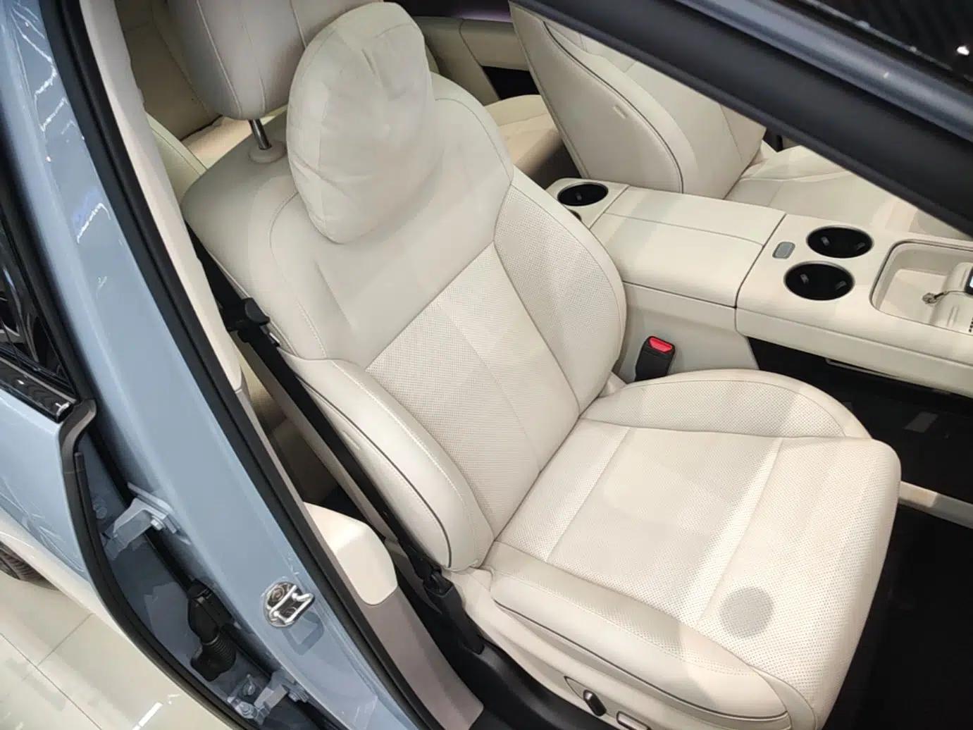 Used Li Auto i8 2025 Model Standard Version — миниатюра 24