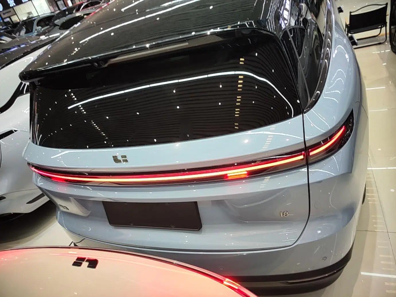 Used Li Auto i8 2025 Model Standard Version — миниатюра 5