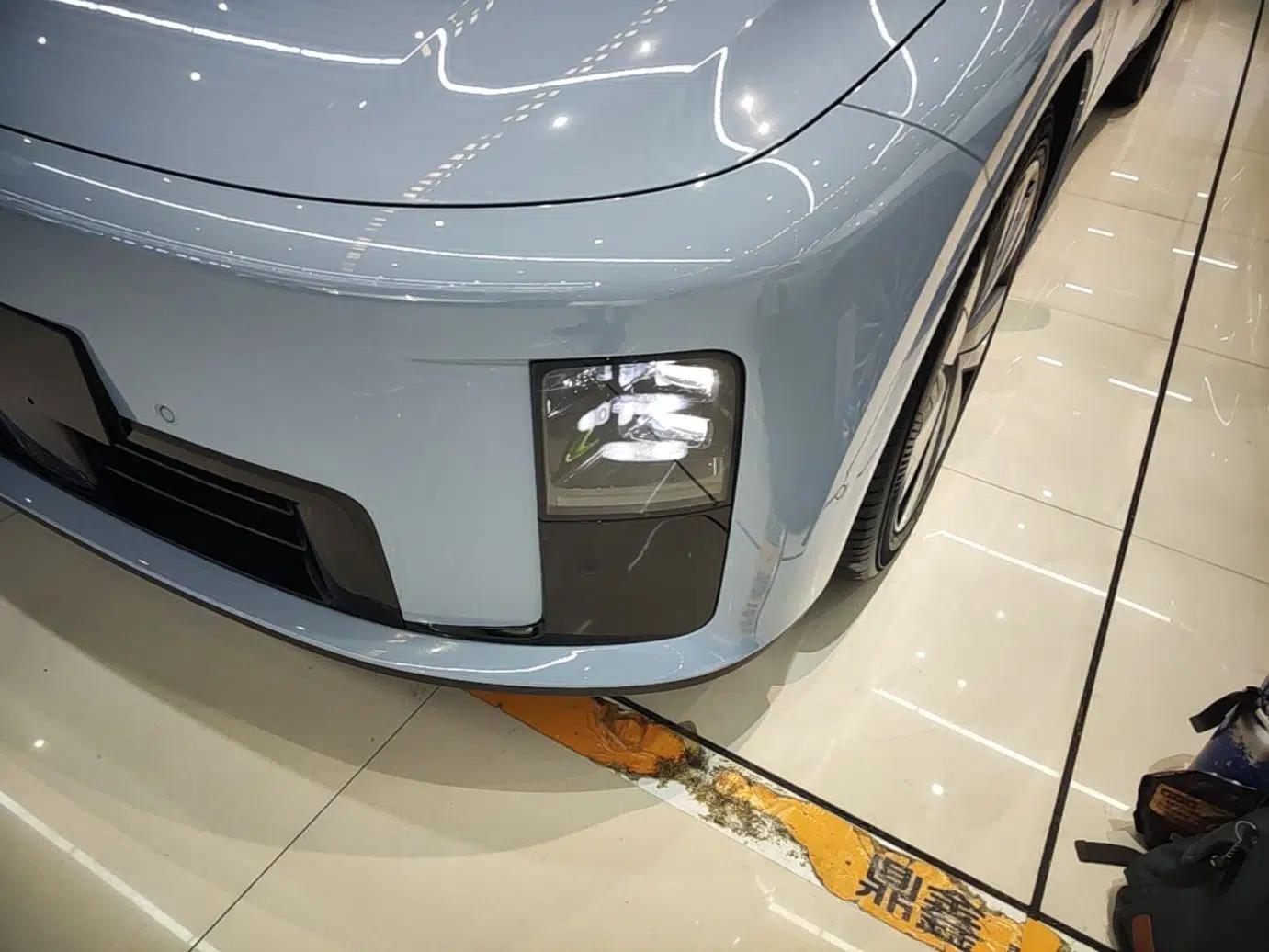 Used Li Auto i8 2025 Model Standard Version — миниатюра 8