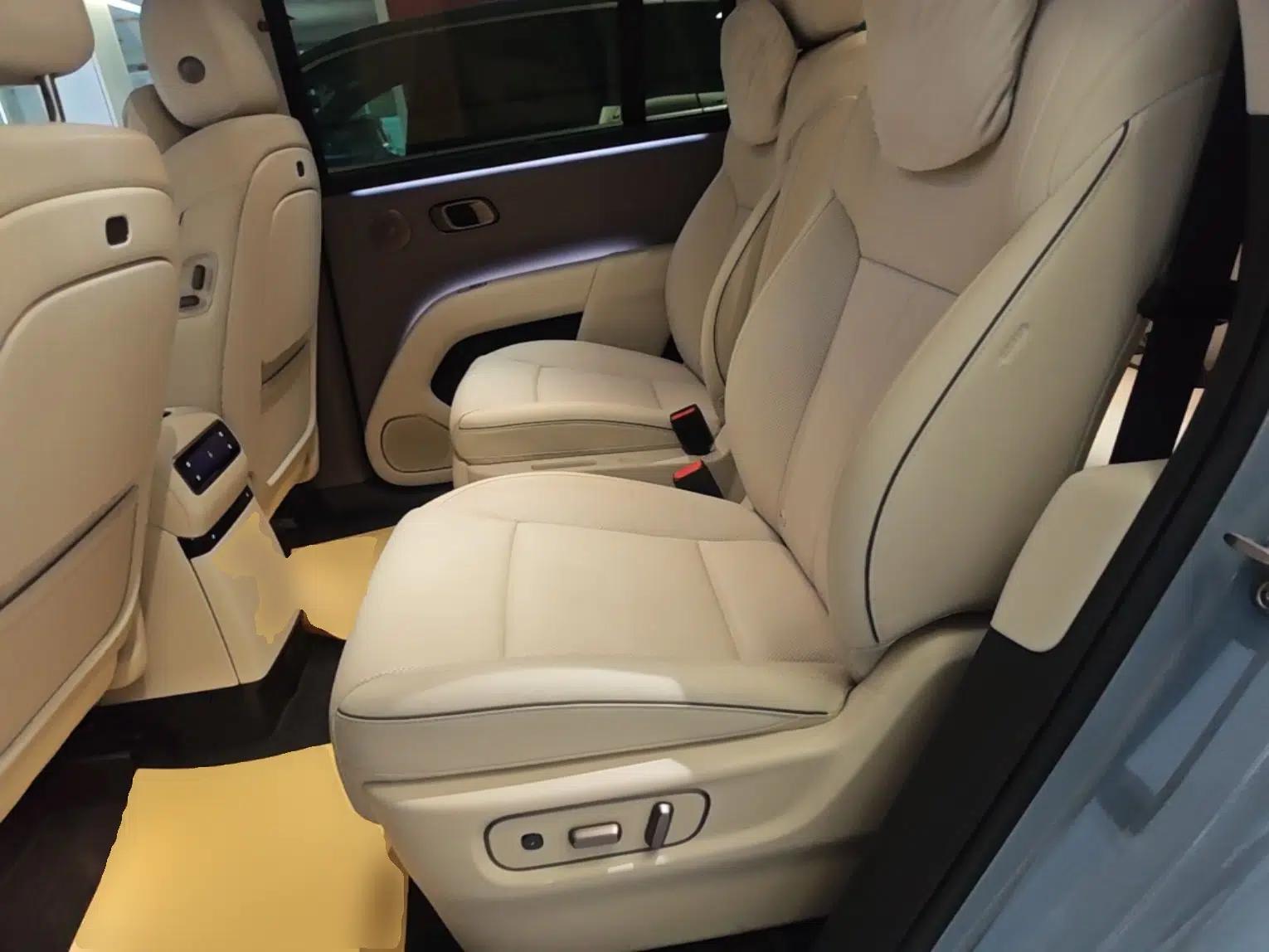 Used Li Auto i8 2025 Model Standard Version — миниатюра 20