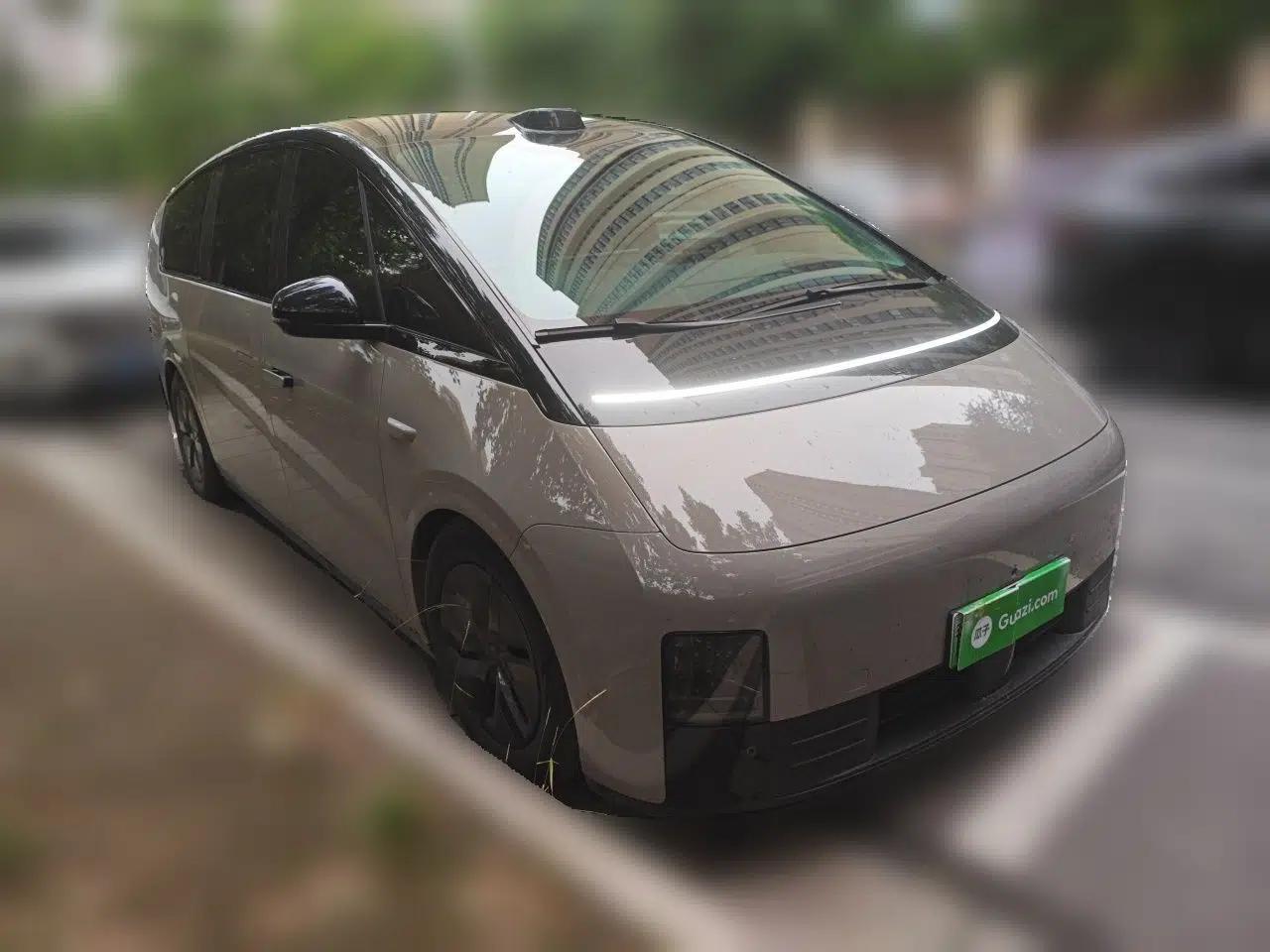 Used Li Auto MEGA 2024 Ultra Model — миниатюра 3