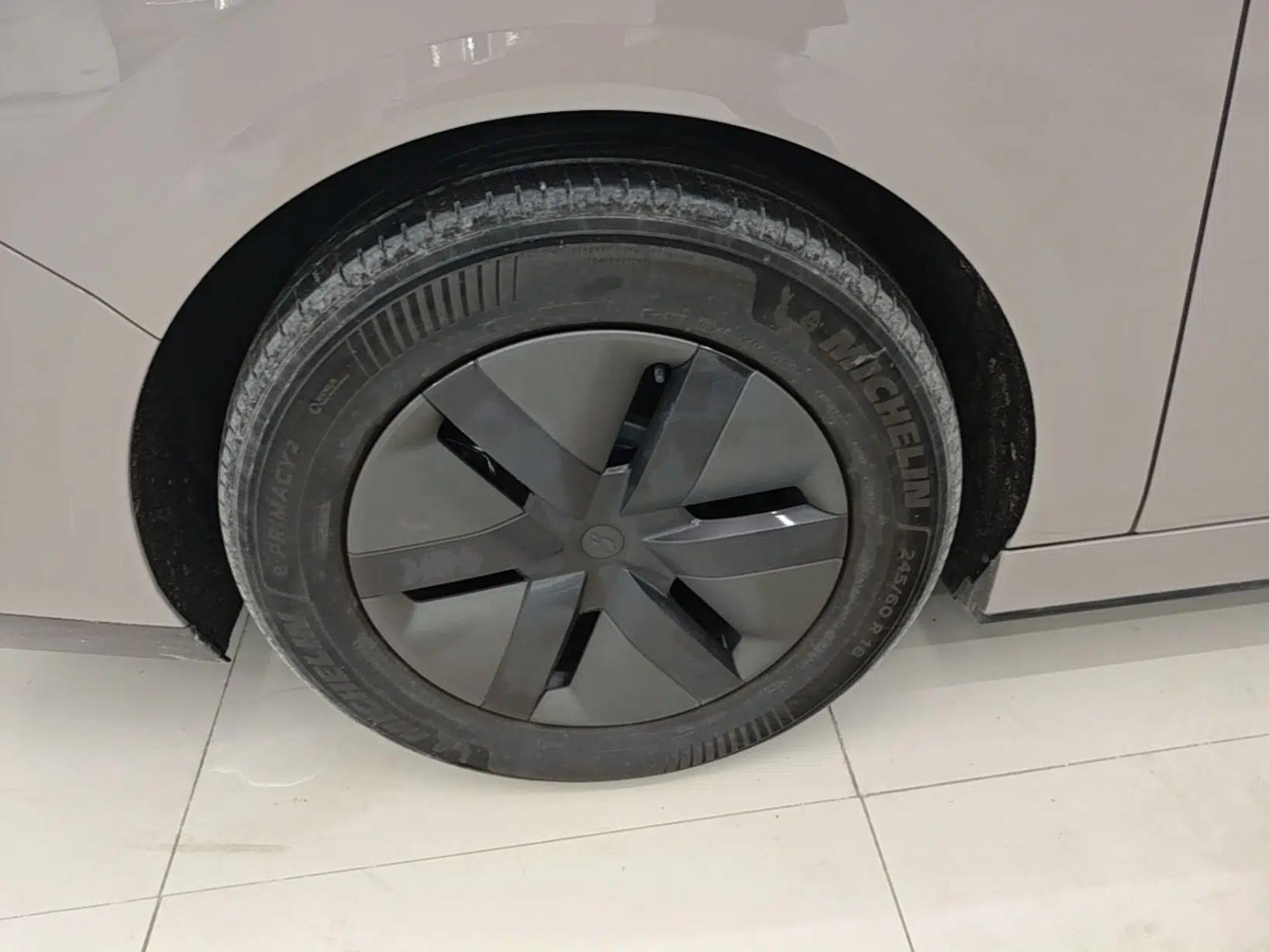 Used Li Auto MEGA 2025 Home Family Special Edition — миниатюра 11