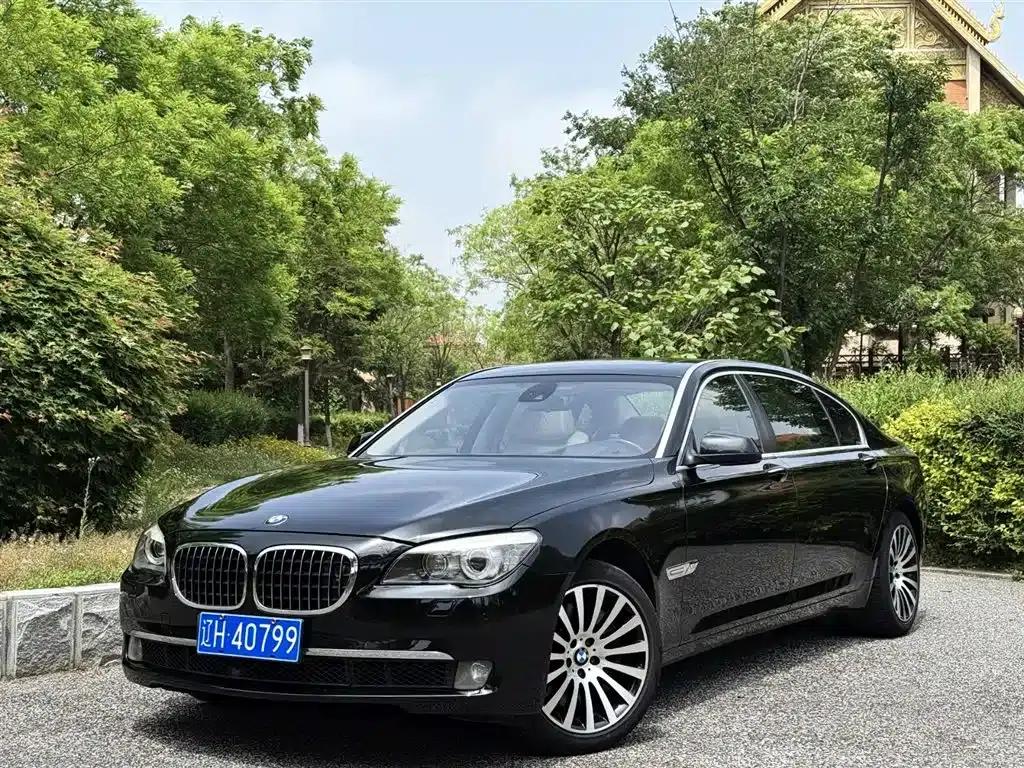 2011 BMW 7 Series 760Li Steinway Limited Edition — миниатюра 1