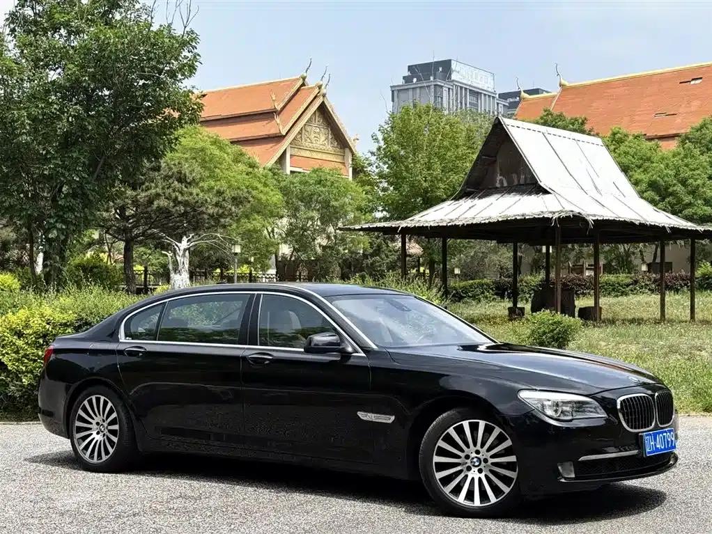 2011 BMW 7 Series 760Li Steinway Limited Edition — миниатюра 4