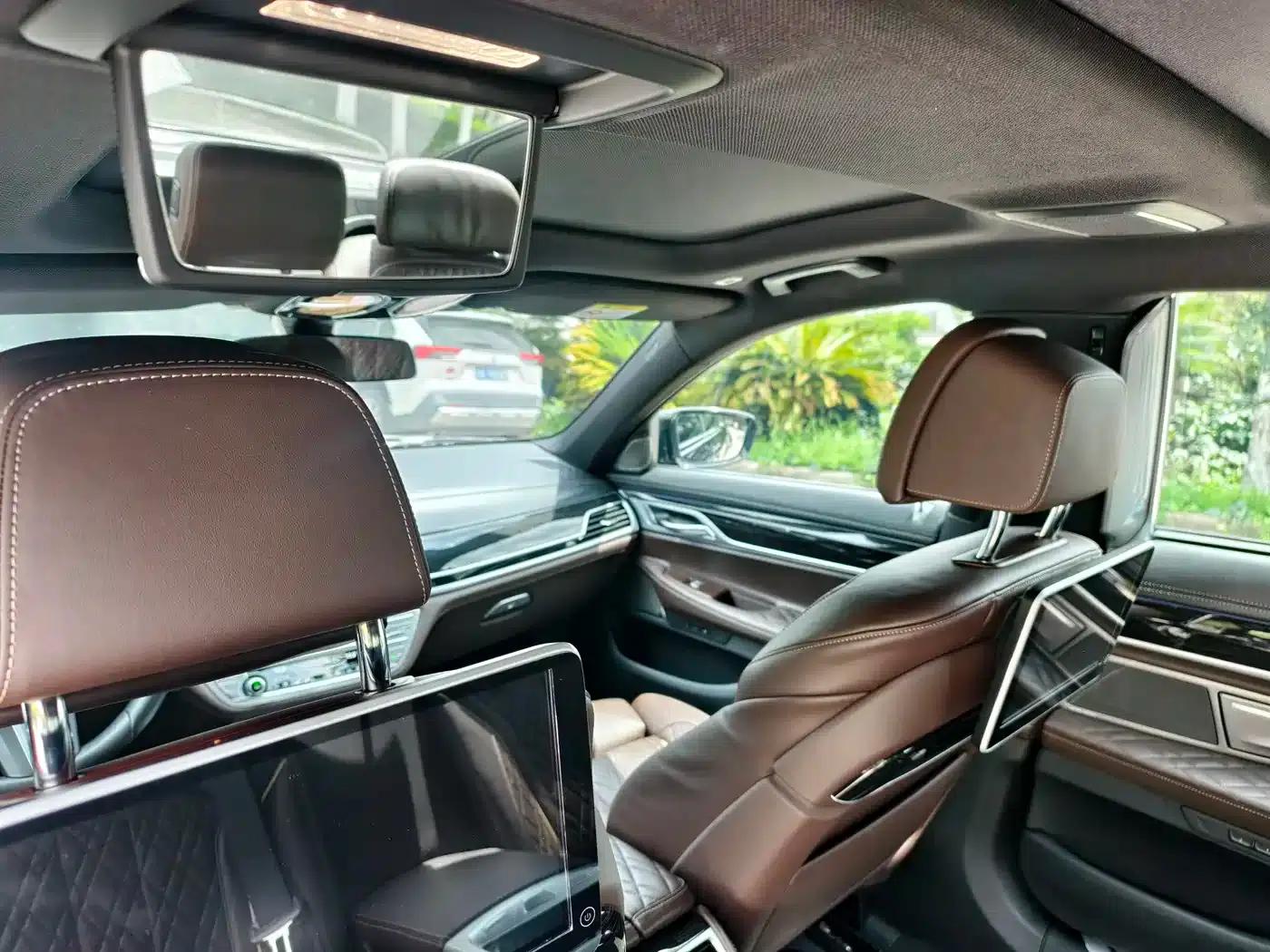 2019 BMW 7 Series Facelift 740Li Leading Edition M Sport Package — миниатюра 27
