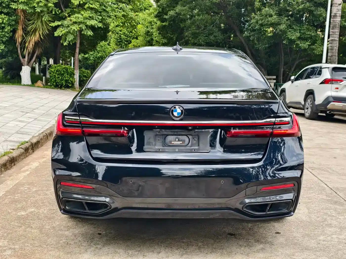 2019 BMW 7 Series Facelift 740Li Leading Edition M Sport Package — миниатюра 8