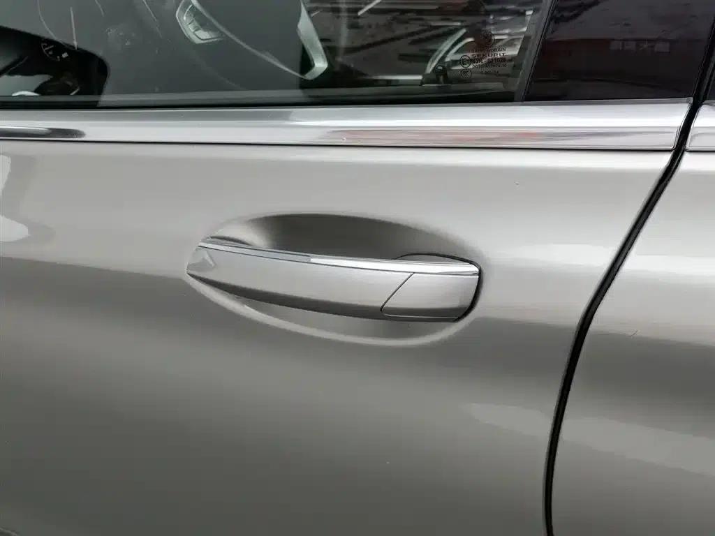 2018 BMW 7 Series 740Li Leading Model, Excellence Package — миниатюра 18