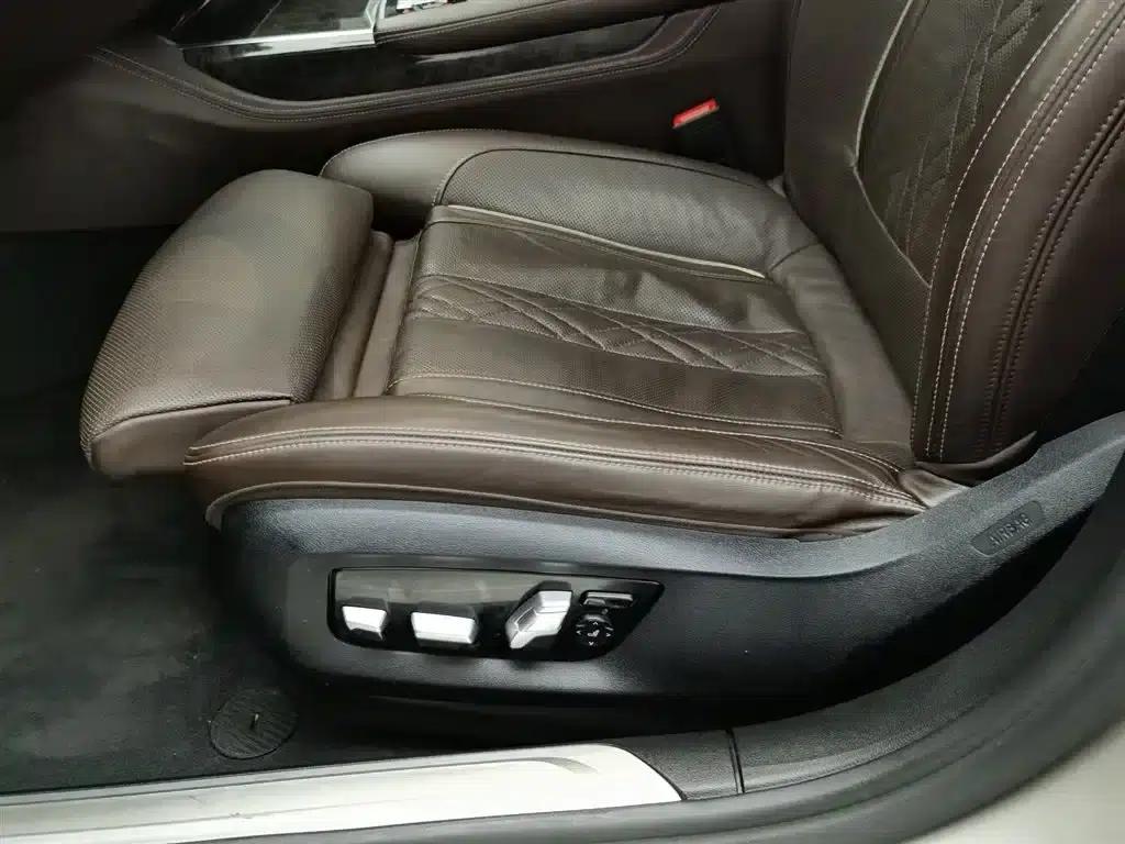 2018 BMW 7 Series 740Li Leading Model, Excellence Package — миниатюра 20