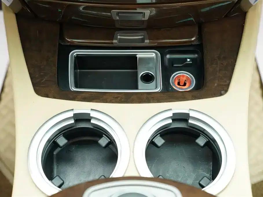 BMW 7 Series 2008 730Li Leading Edition — миниатюра 17