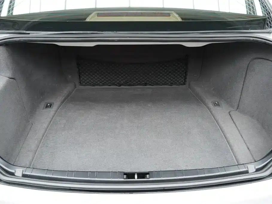 BMW 7 Series 2008 730Li Leading Edition — миниатюра 28