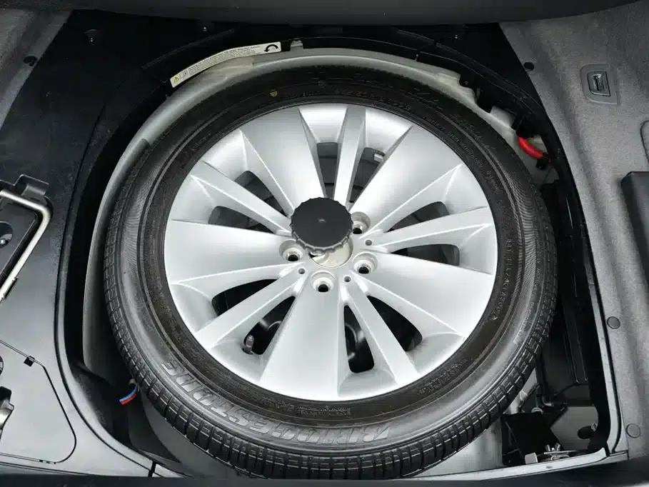 BMW 7 Series 2008 730Li Leading Edition — миниатюра 29