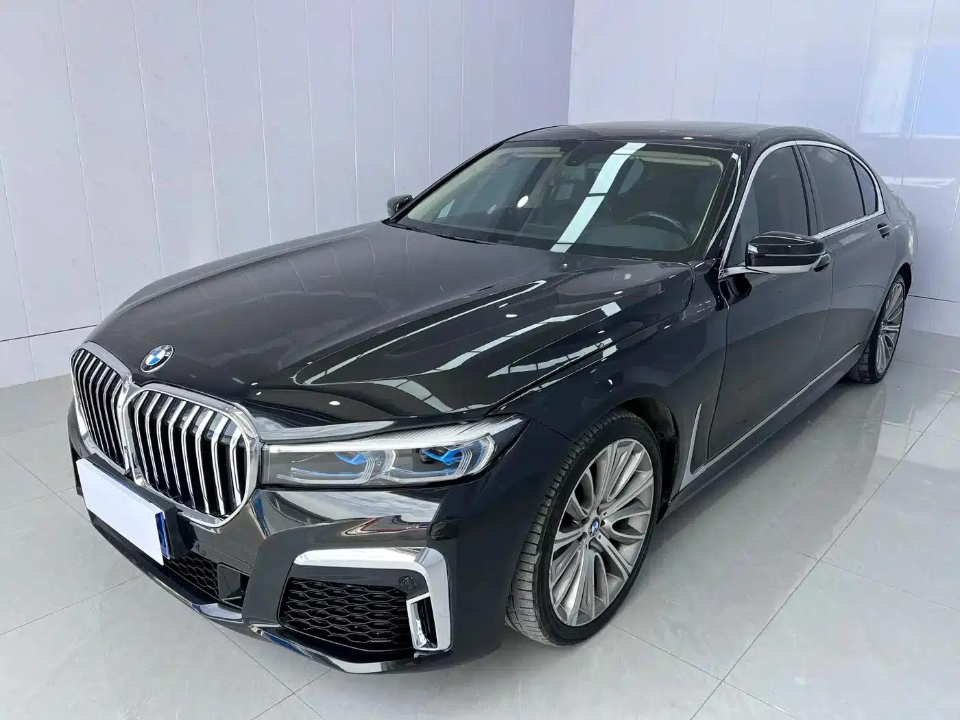 2018 BMW 7 Series 740Li Leading Model, Excellence Package — миниатюра 1