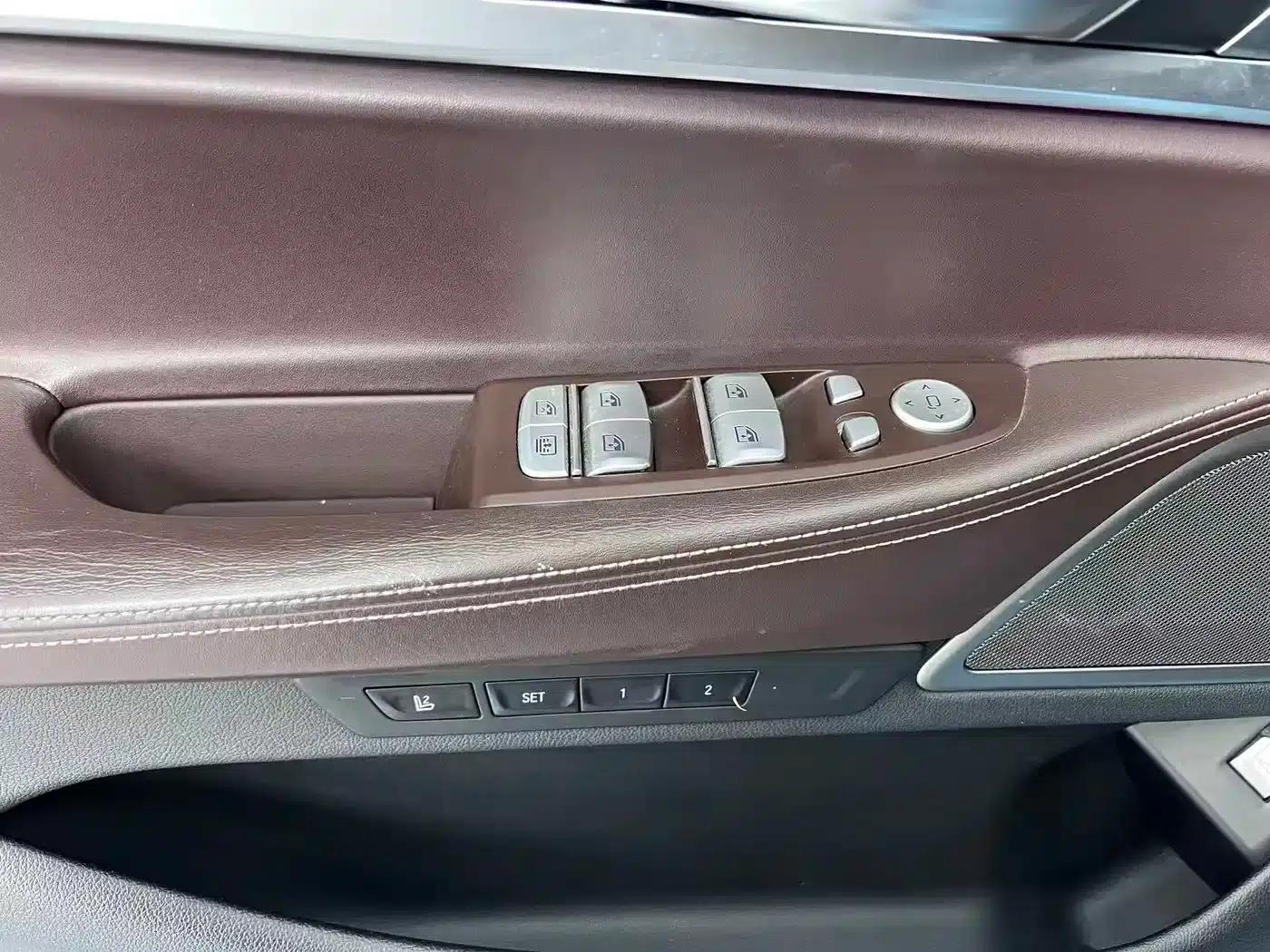 2018 BMW 7 Series 740Li Leading Model, Excellence Package — миниатюра 14