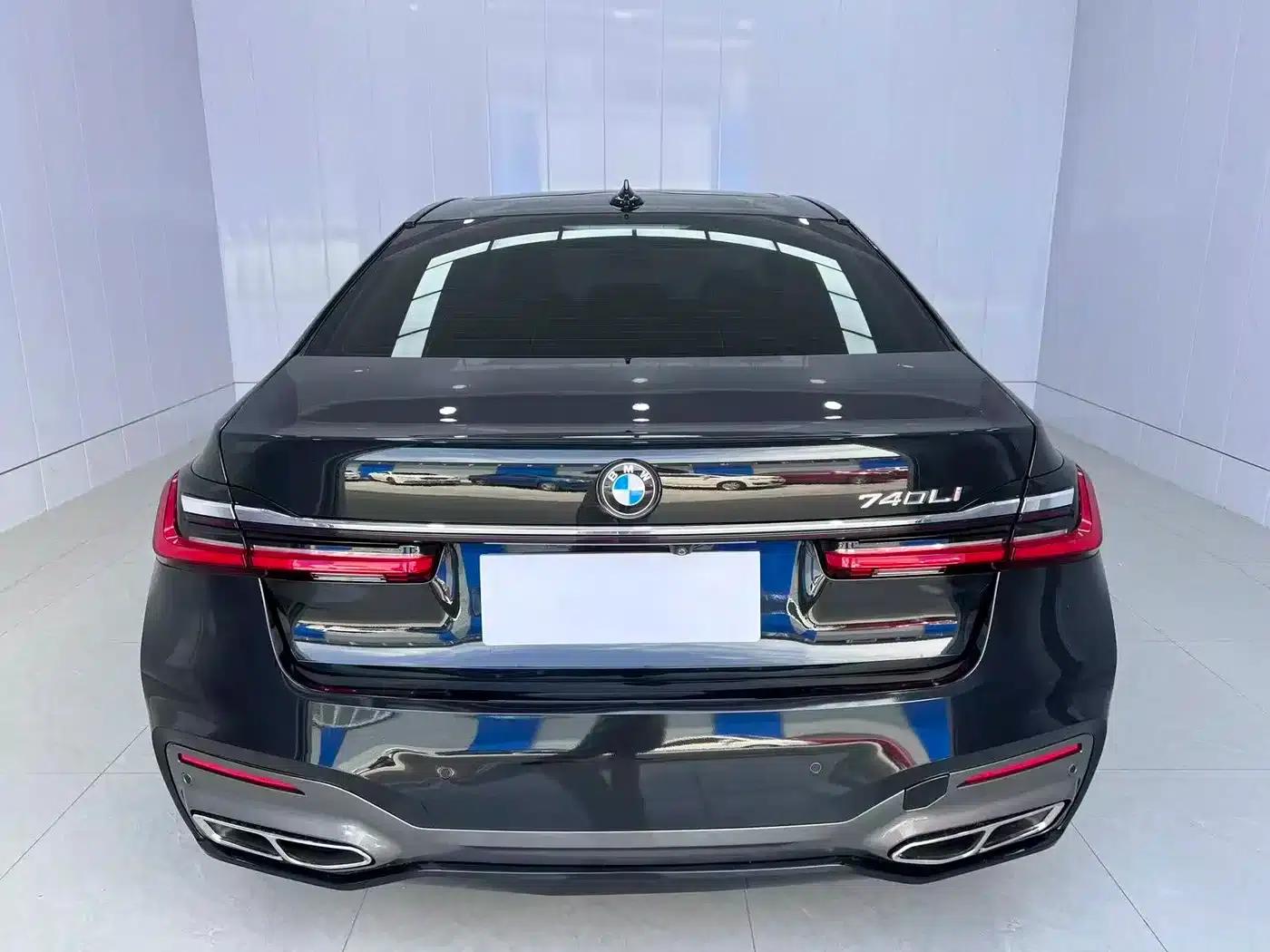 2018 BMW 7 Series 740Li Leading Model, Excellence Package — миниатюра 4