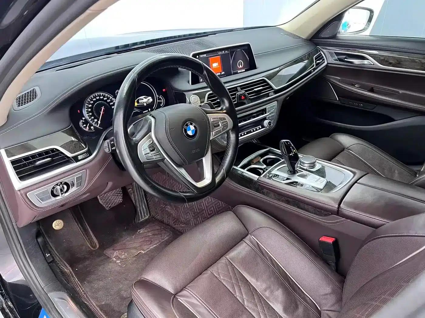 2018 BMW 7 Series 740Li Leading Model, Excellence Package — миниатюра 7