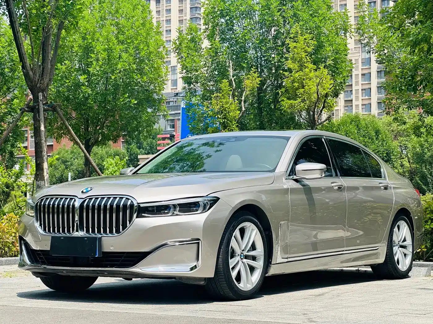 2016 BMW 7 Series 750Li xDrive 4-seater — миниатюра 1