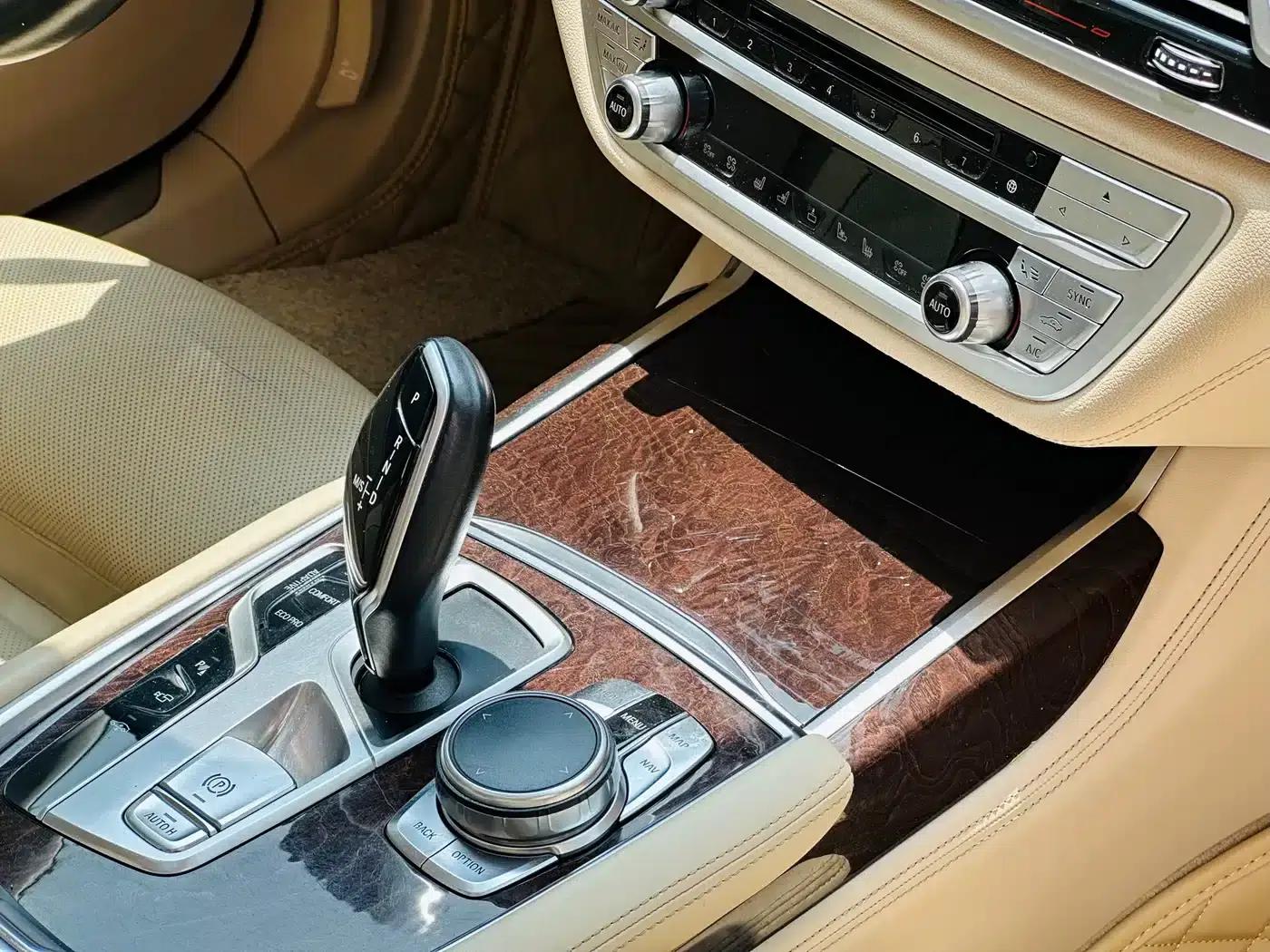 2016 BMW 7 Series 750Li xDrive 4-seater — миниатюра 12