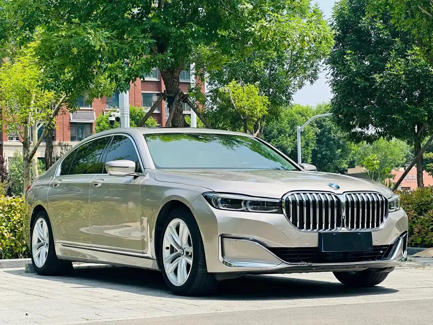 2016 BMW 7 Series 750Li xDrive 4-seater — миниатюра 3