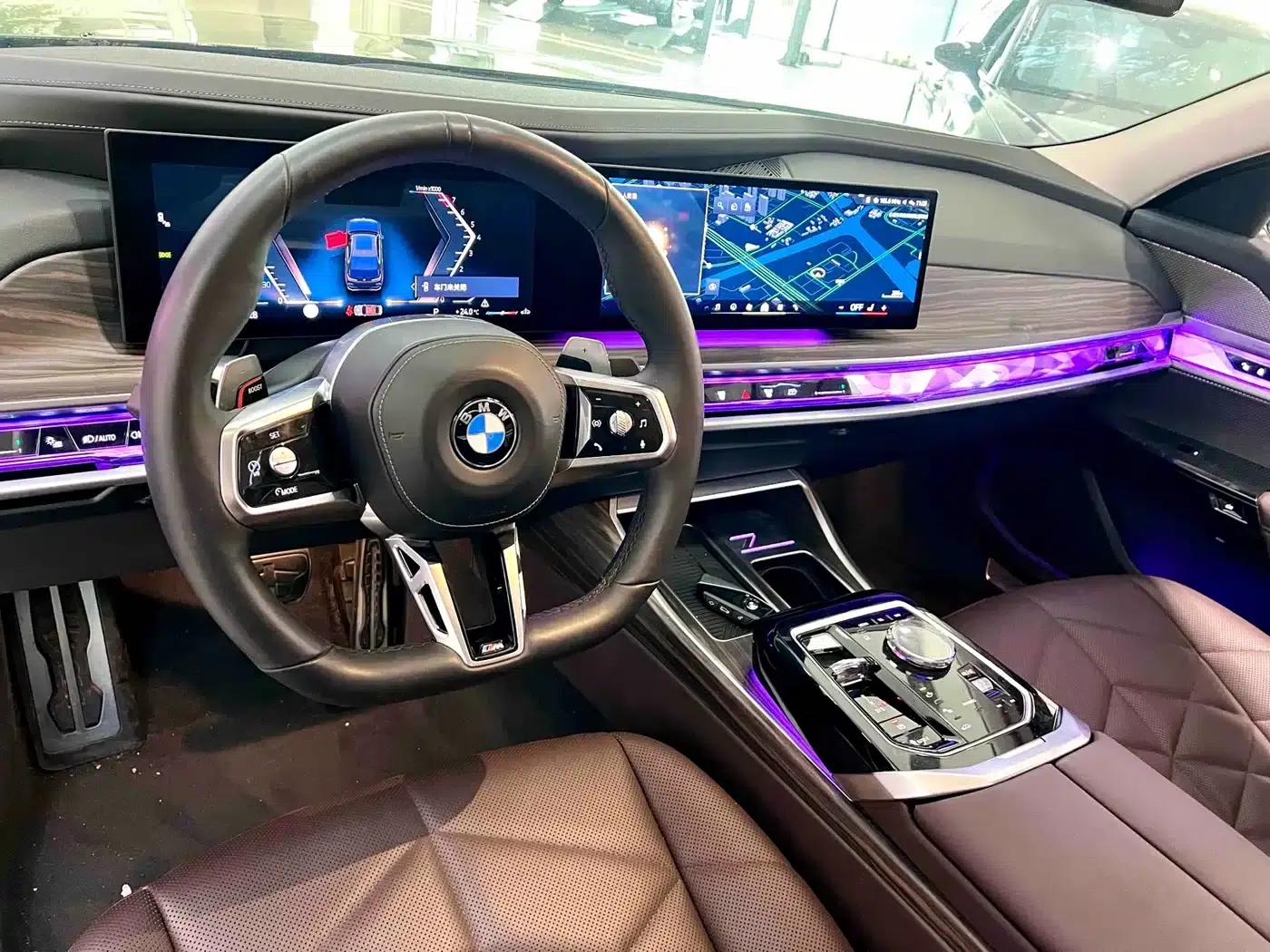 2023 BMW 7 Series 735Li M Sport Package — миниатюра 5