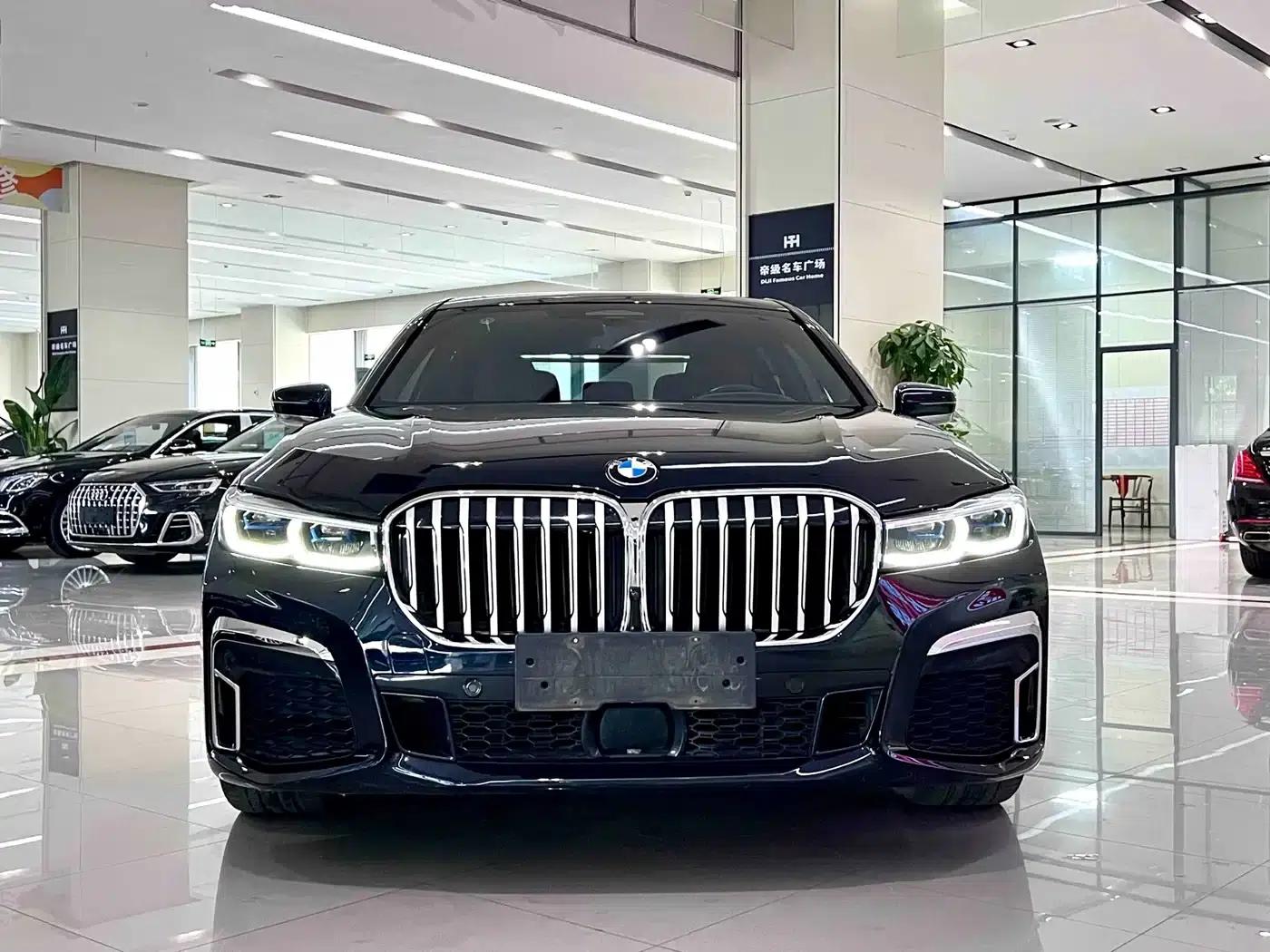 2019 BMW 7 Series 740Li xDrive Executive M Sport Package — миниатюра 2