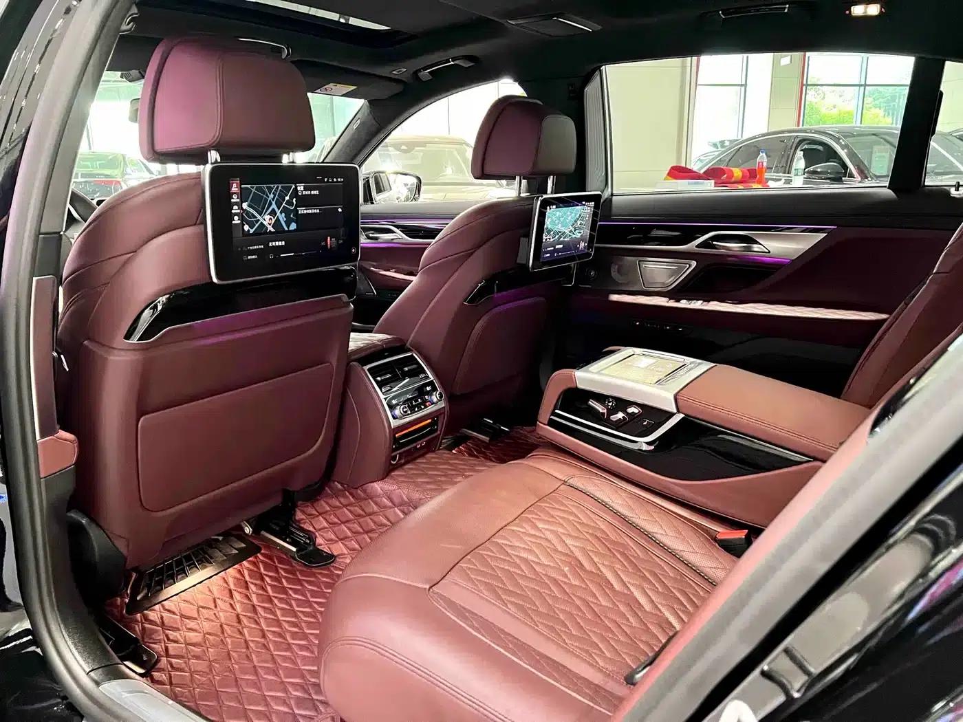 2019 BMW 7 Series 740Li xDrive Executive M Sport Package — миниатюра 9