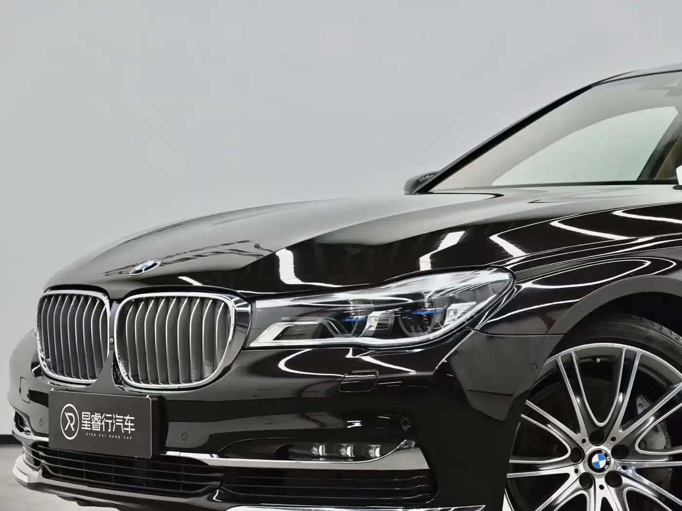 2018 BMW 7 Series 740Li xDrive Luxury Package — миниатюра 18