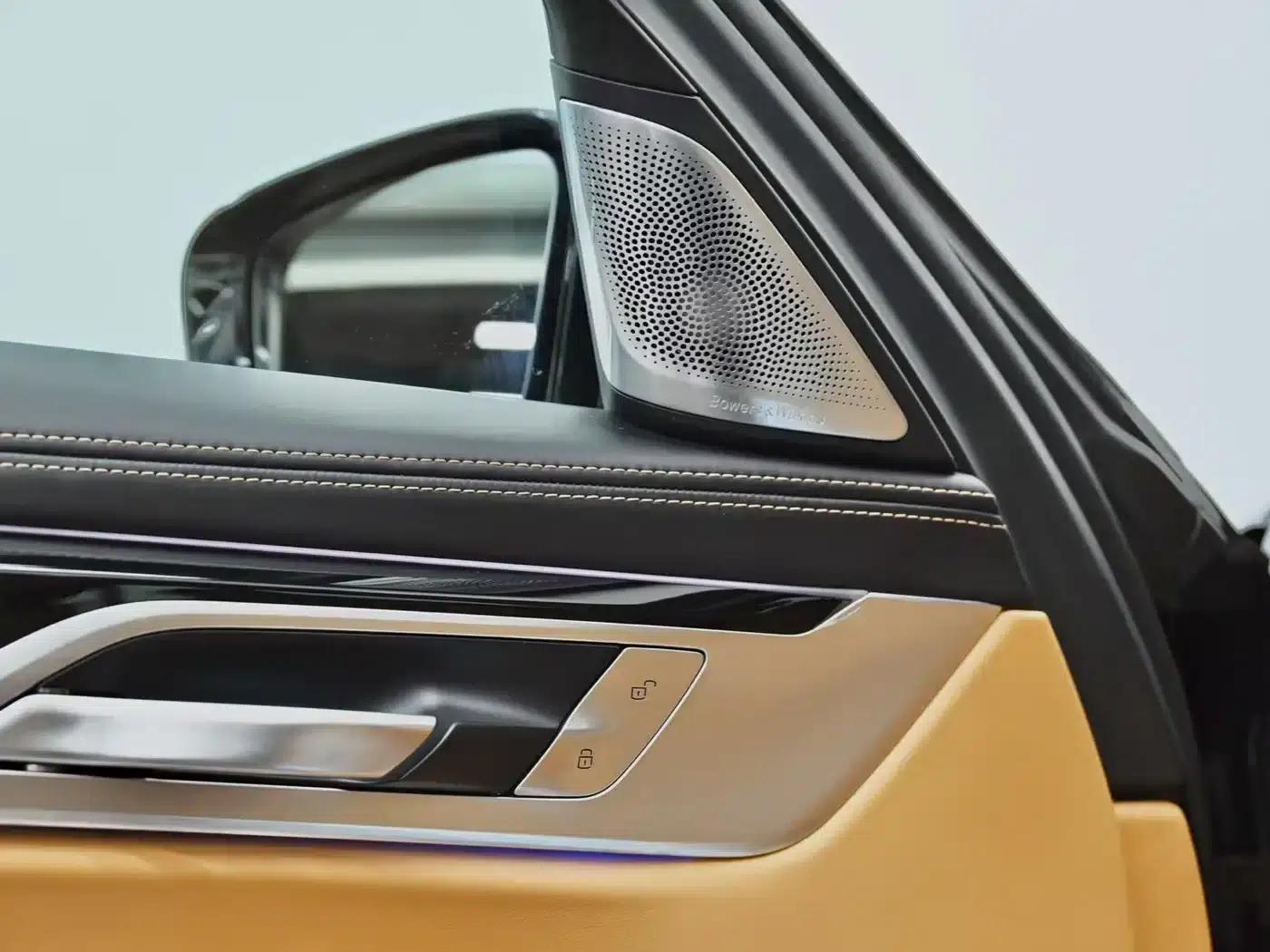 2018 BMW 7 Series 740Li xDrive Luxury Package — миниатюра 27