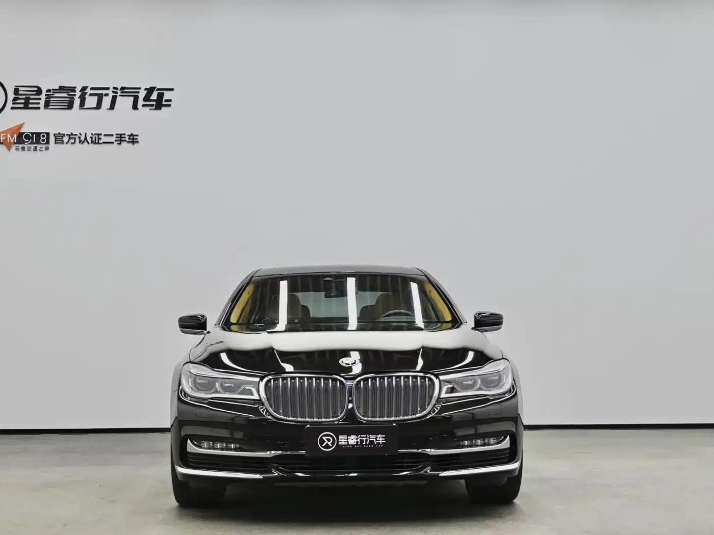 2018 BMW 7 Series 740Li xDrive Luxury Package — миниатюра 4
