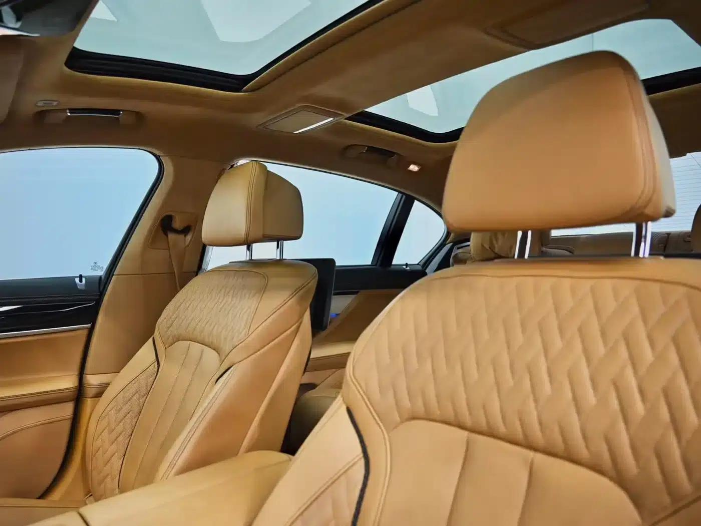 2018 BMW 7 Series 740Li xDrive Luxury Package — миниатюра 32