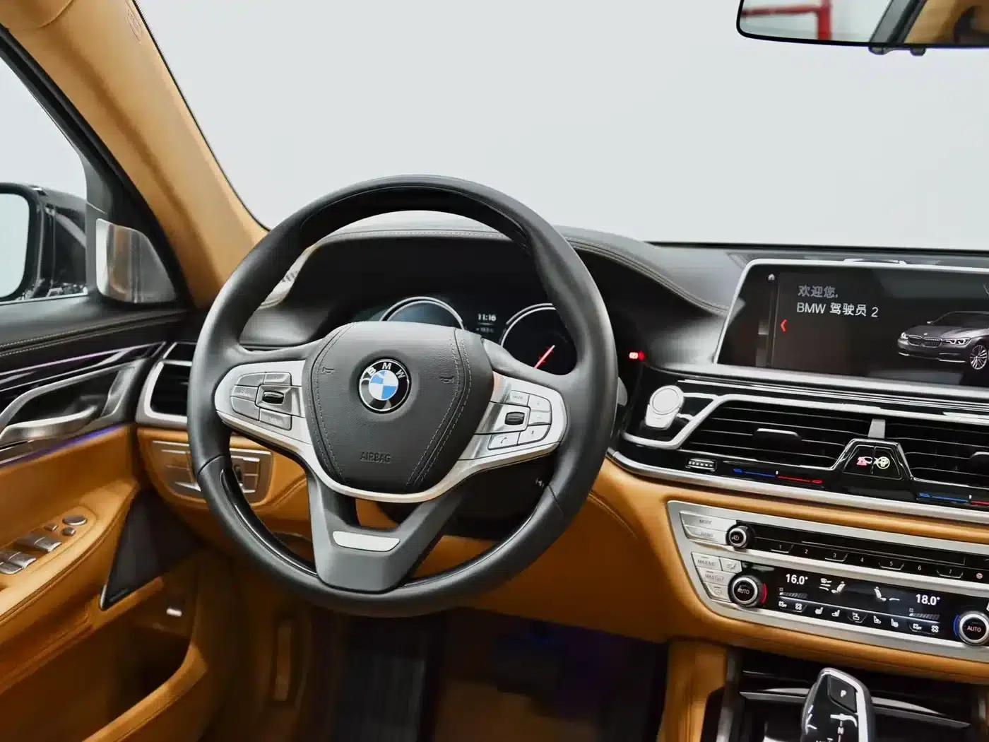 2018 BMW 7 Series 740Li xDrive Luxury Package — миниатюра 38