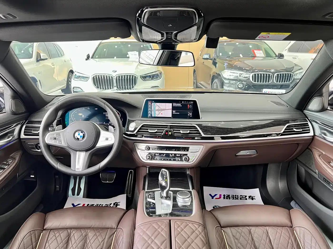 2021 BMW 7 Series 740Li Leading Edition M Sport Package — миниатюра 5