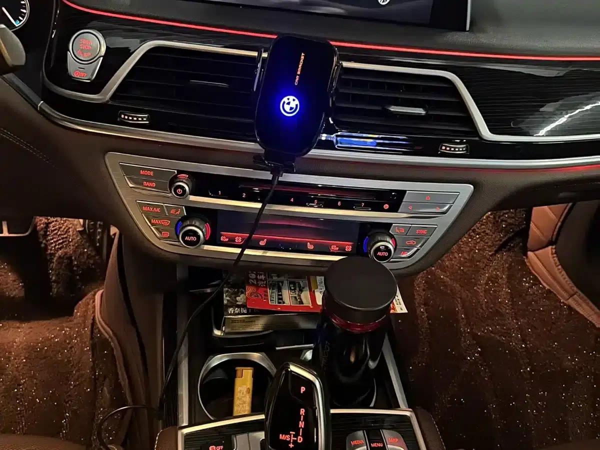 2018 BMW 7 Series 730Li Leading Edition M Sport Package — миниатюра 9