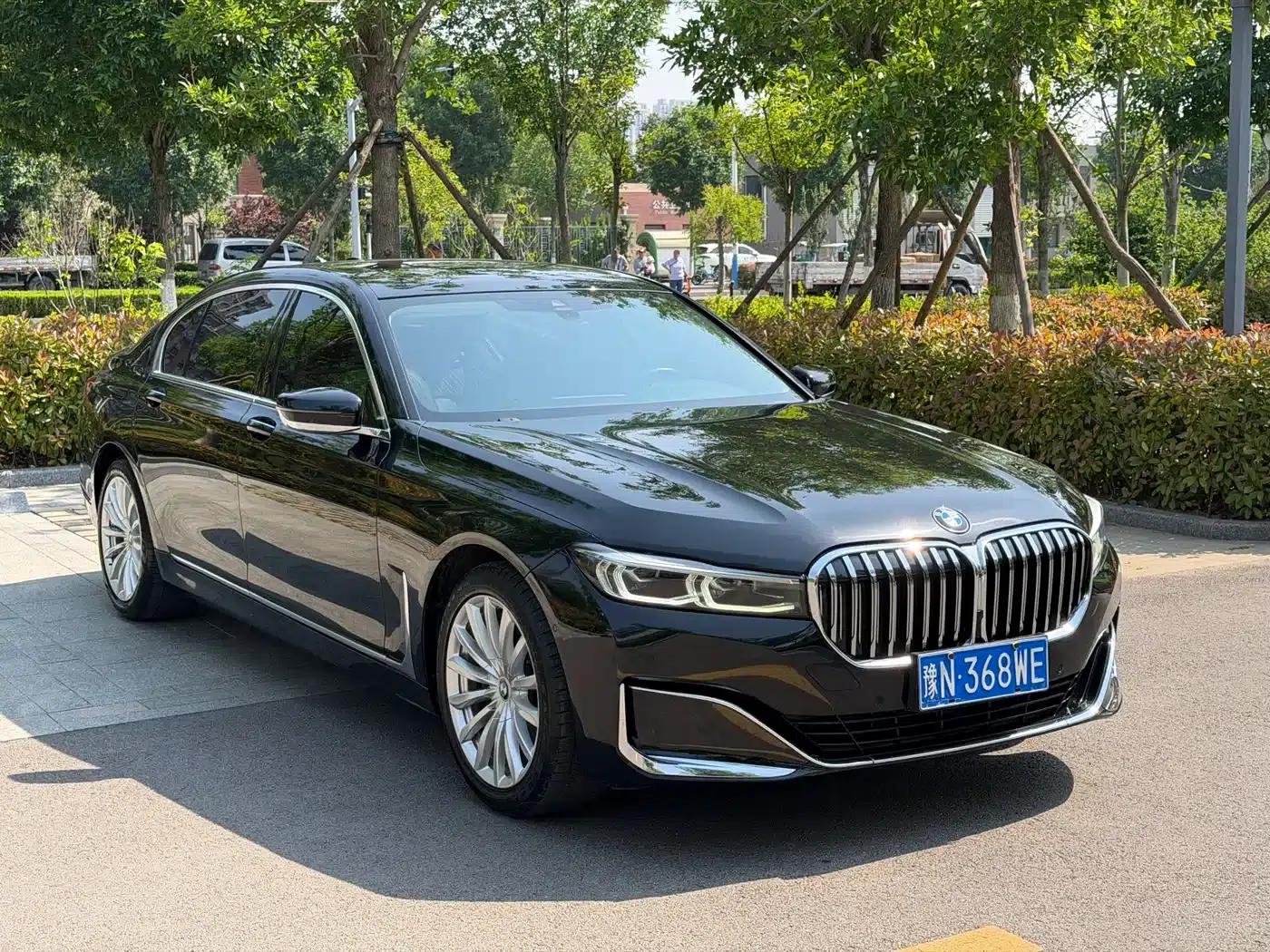 2021 BMW 7 Series 730Li Luxury Package — миниатюра 3