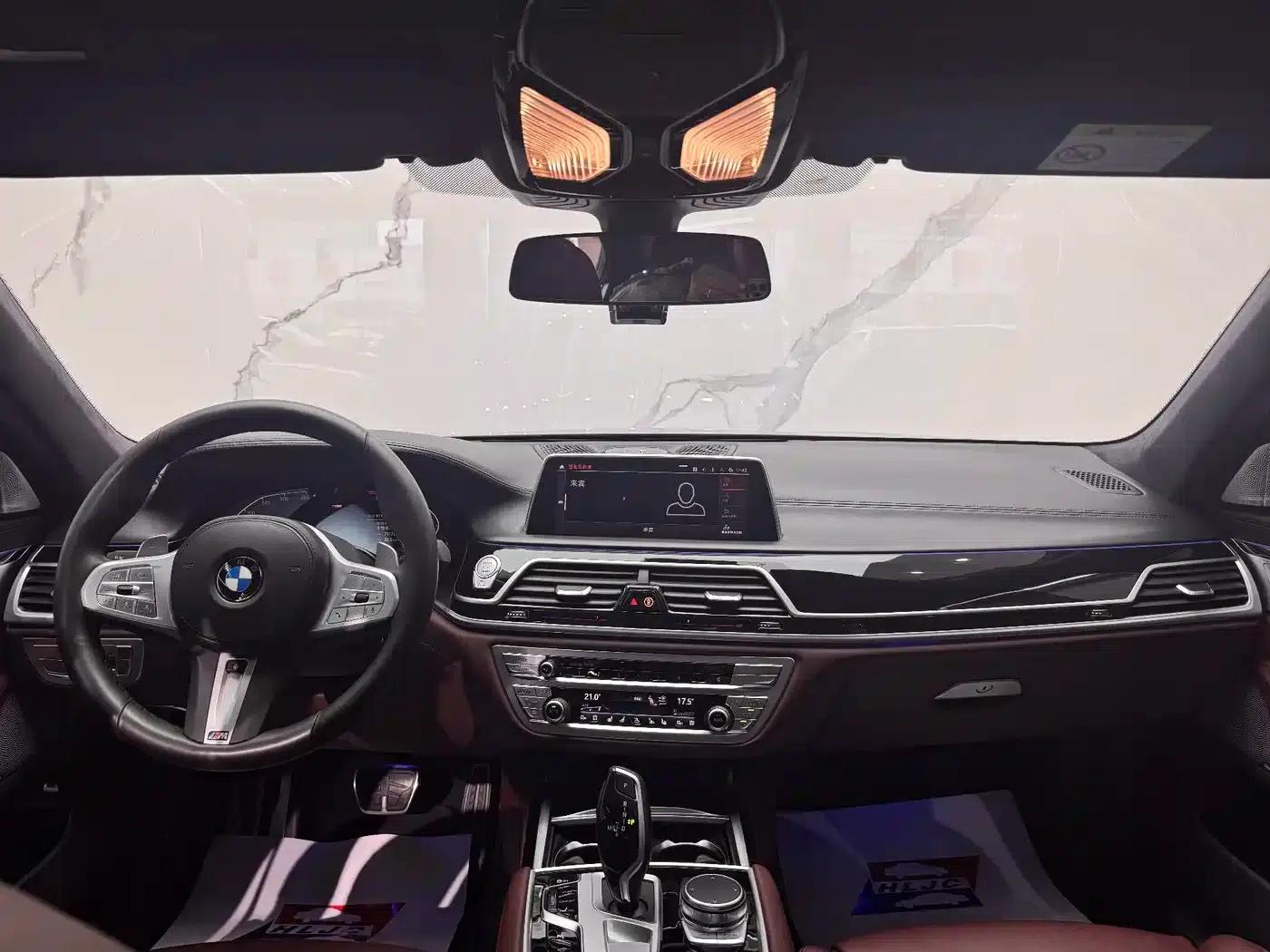 2019 BMW 7 Series 740Li xDrive Executive M Sport Package — миниатюра 11