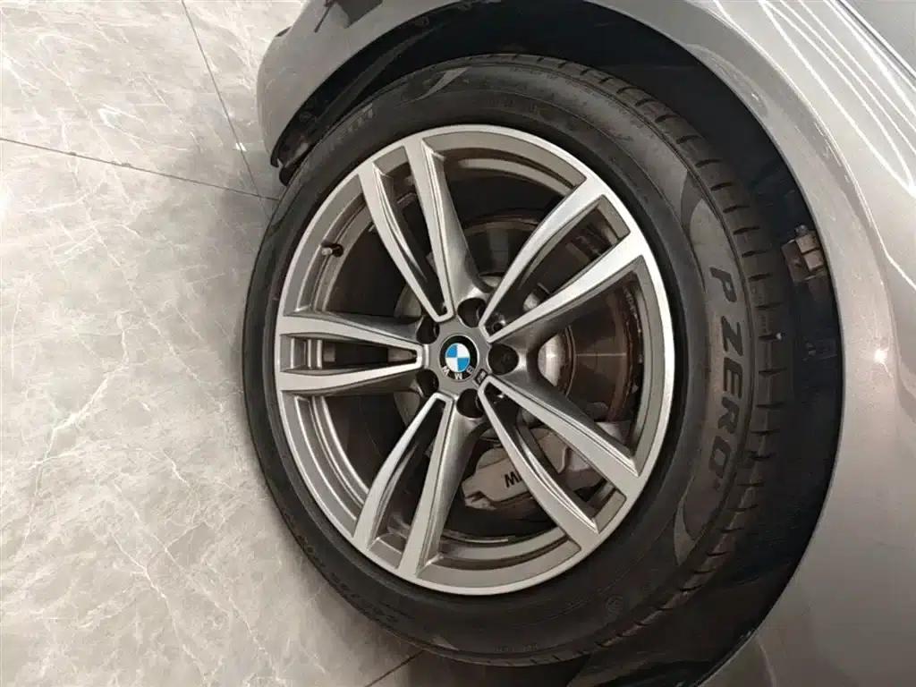 2018 BMW 7 Series 730Li Luxury M Sport Package — миниатюра 23