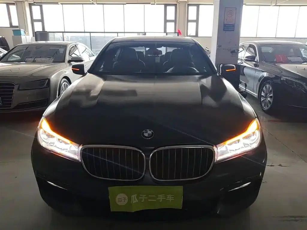 2018 BMW 7 Series 730Li Luxury M Sport Package — миниатюра 3