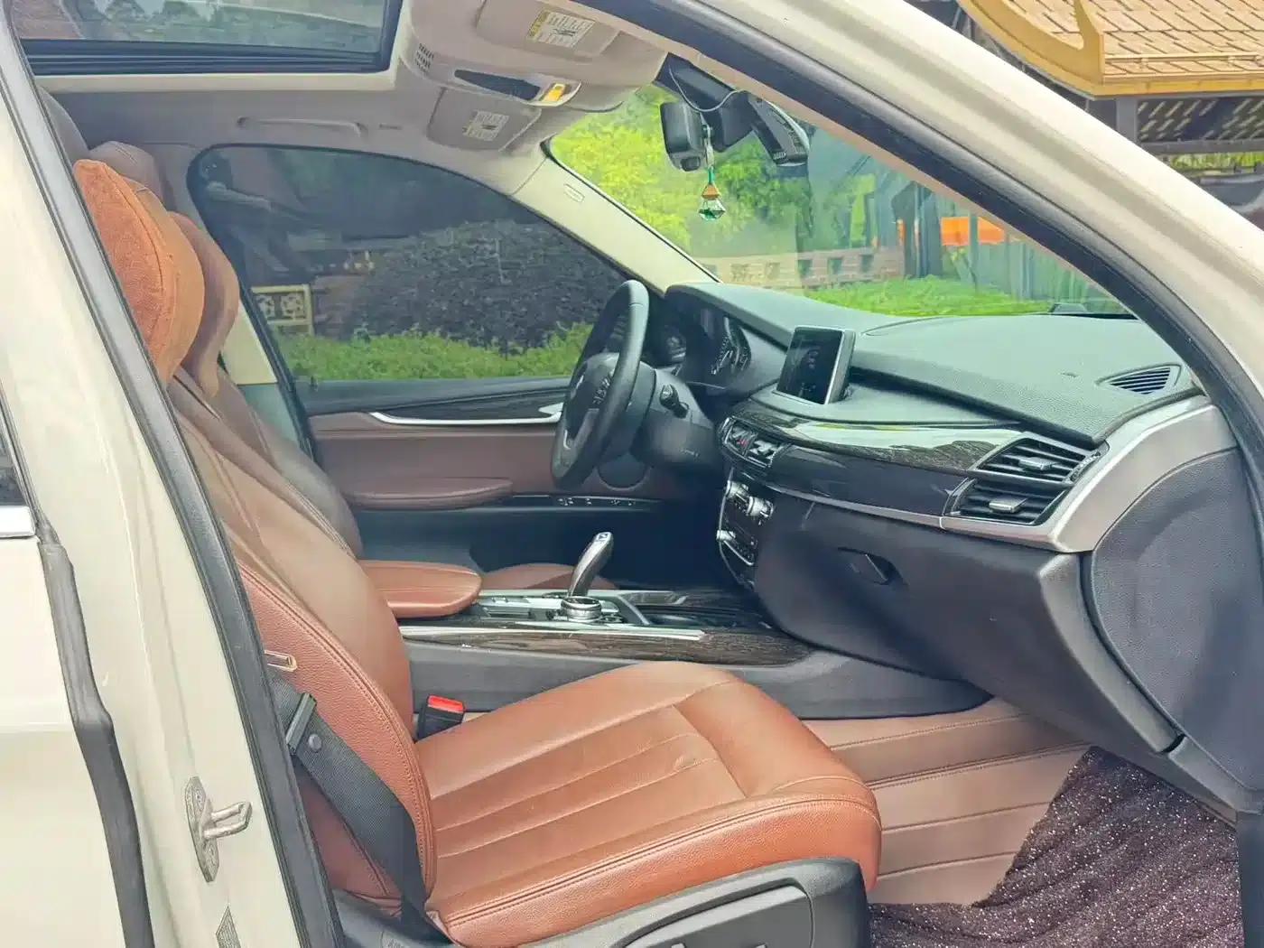 2014 BMW X5 3.0T US Spec — миниатюра 14