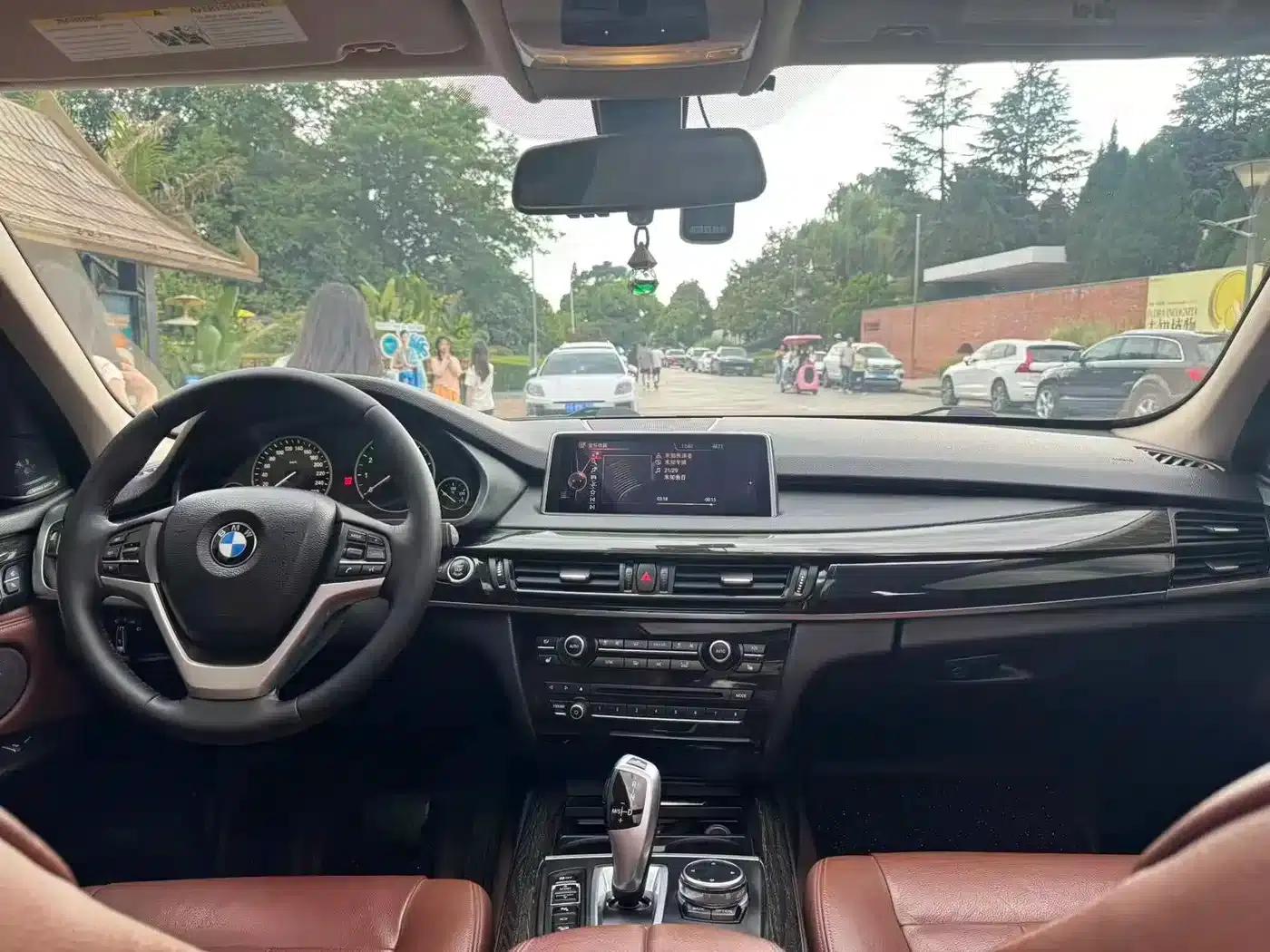 2014 BMW X5 3.0T US Spec — миниатюра 16