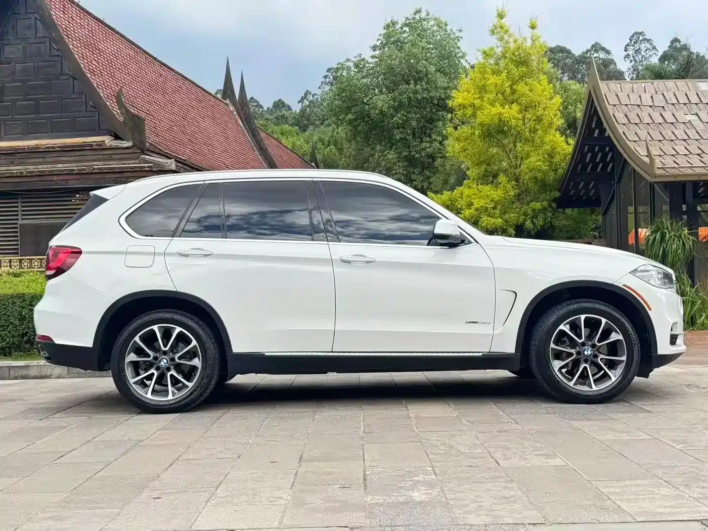 2014 BMW X5 3.0T US Spec — миниатюра 24