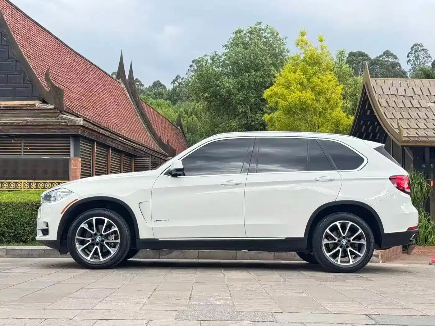 2014 BMW X5 3.0T US Spec — миниатюра 7