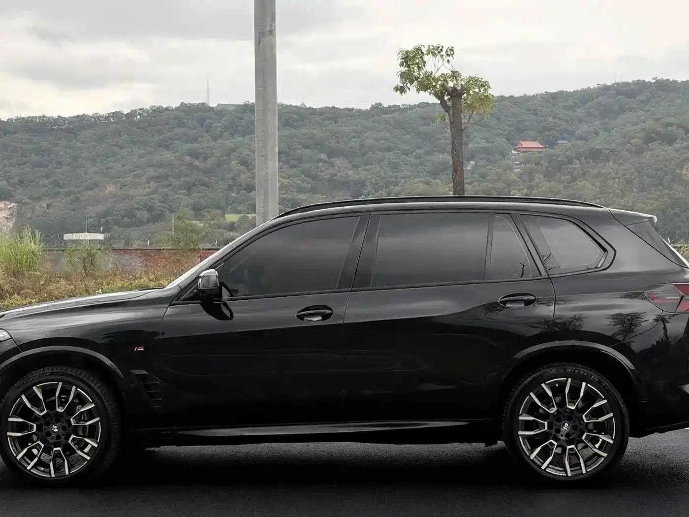 2023 BMW X5 xDrive 40Li M Sport Shadow Edition — миниатюра 4